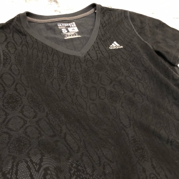Adidas shirt - Picture 3 of 7